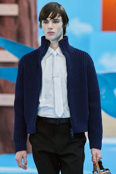 Look 21